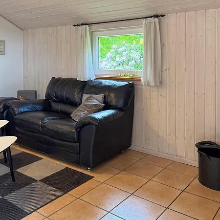 Pet Friendly In With Sauna Feriehus Oksbøl